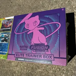 Pokemon Fusion Strike Elite Trainer Box ETB Sword & Shield New SEALED - Image 2