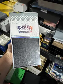 Elite Trainer Box SV8.5 Prismatic Evolutions Pokemon TCG - Image 3