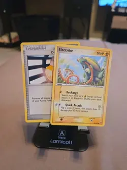 10 Card Pokemom Lot 2005-2010 Classic Mid Era Trading Card Sets! Vintage TCG - Image 5