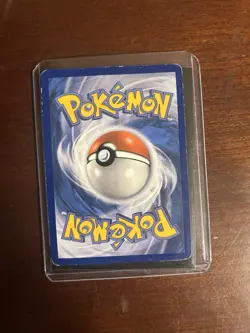 Pokemon TCG Pikachu RC29/RC32 Generations Ultra Rare Full Art Radiant HP/Damaged - Image 2