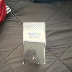 Pokemon TCG Scarlet & Violet Prismatic Evolutions Elite Trainer Box 65ct Eevee - Image 3