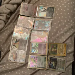 Wizards of the Coast Mixed Lot: Pokemon TCG & MTG Base Set Clefairy Holo - Image 1