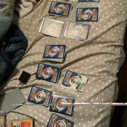 Wizards of the Coast Mixed Lot: Pokemon TCG & MTG Base Set Clefairy Holo - Image 2