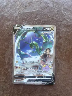 Rayquaza V 194/203 Evolving Skies Ultra Rare Holo Rapid Strike 210 HP - Image 1
