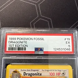 Pokemon Dragonite Fossil 1st Edition Holo Rare #4 PSA 5 - Image 3