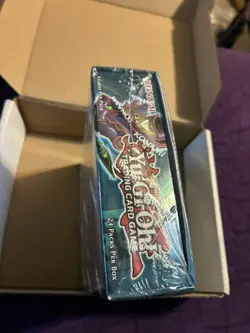 Yu-Gi-Oh! TCG: Legend of Blue Eyes White Dragon Booster Box - 24 Packs 83717860532 - Image 3