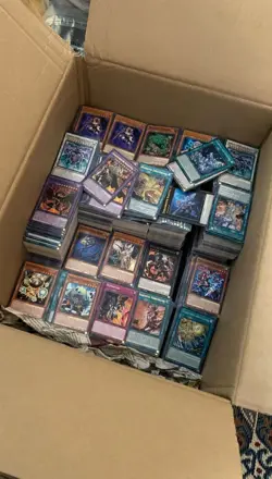 ✨ 10000 Yu-Gi-Oh Karten Sammlung mit 2000 Holos -SR/UR/Secret Rare | Deutsch✨ - Image 2