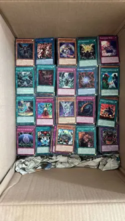 ✨ 10000 Yu-Gi-Oh Karten Sammlung mit 2000 Holos -SR/UR/Secret Rare | Deutsch✨ - Image 3