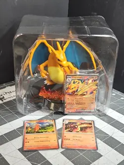 CHARIZARD EX SUPER PREMIUM COLLECTION STATUE + 3 PROMO CARDS POKEMON TCG - Image 1
