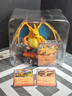 CHARIZARD EX SUPER PREMIUM COLLECTION STATUE + 3 PROMO CARDS POKEMON TCG - Image 2