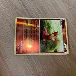 2010 HeartGold & SoulSilver - Undaunted Slugma #67 Reverse Holo Pokemon Card - Image 2