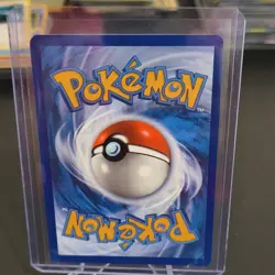 The Pokemon Company Larvesta 099/086 Sv: Black Bolt 60 HP Illus Rare Holo EN - Image 2