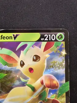 Leafeon V SWSH194 SWSH: Sword & Shield Promo Cards Holo - Image 3