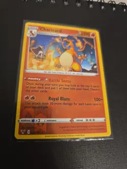 Pokemon TCG Charizard Reverse Holo Card 25/185 Vivid Voltage - Image 1