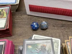 MTG Magic Duel Deck Anthology + Extra Sleeves Cards Case And Dice - Image 5