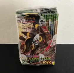 Pokemon TCG Sword & Shield Evolving Skies Sealed Booster Box 2021 - Image 3