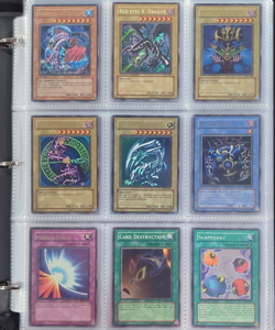 Yu-Gi-Oh! 425 Card Binder Lot Ft: Red Eyes Black Dragon & Blue Eyes White Dragon - Image 1