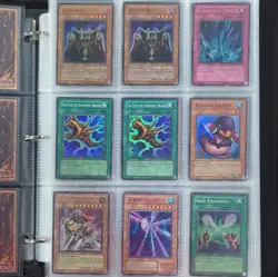 Yu-Gi-Oh! 425 Card Binder Lot Ft: Red Eyes Black Dragon & Blue Eyes White Dragon - Image 2