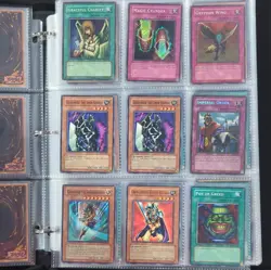 Yu-Gi-Oh! 425 Card Binder Lot Ft: Red Eyes Black Dragon & Blue Eyes White Dragon - Image 3