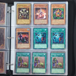 Yu-Gi-Oh! 425 Card Binder Lot Ft: Red Eyes Black Dragon & Blue Eyes White Dragon - Image 4