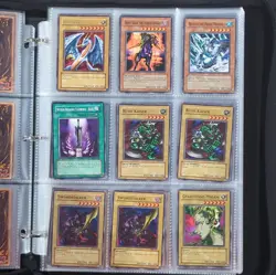 Yu-Gi-Oh! 425 Card Binder Lot Ft: Red Eyes Black Dragon & Blue Eyes White Dragon - Image 5