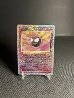 Pokemon TCG Gastly 76/110 Legendary Collection Reverse Holo MP - Image 1