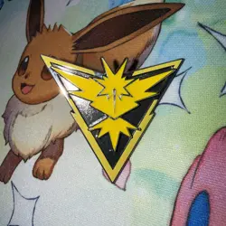 Pokemon Official Pin - Team Instinct Zapdos Badge Team Instinct Collection Box - Image 1