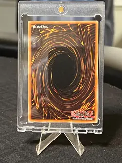 YuGiOh Konami MRD-071 1st Edition Super Rare Kuriboh WAVY NO PLAY (MINT) - Image 4