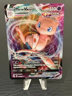 Mew VMAX 114/264 Fusion Strike Pokemon - Image 1
