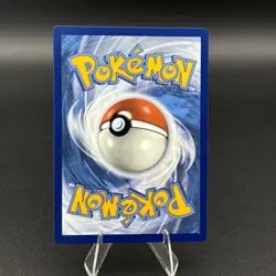 Pikachu 005/025 Celebrations Holo Pokemon - Image 2