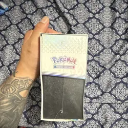 Prismatic Evolutions ETB Elite Trainer Box - Sealed - Image 3
