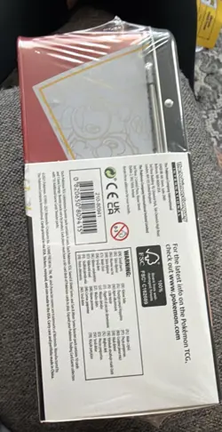 Pokemon TCG Celebrations Collectors Chest Box Factory Sealed 25 Years An 820650809415 - Image 4