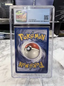 Pokemon Graded 8 First Edition Lapras Fossil 25/62 - Image 2