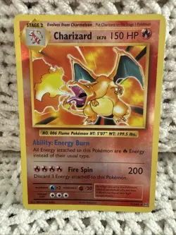 Pokemon TCG Charizard Base Set - Image 3