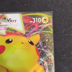 The Pokemon Company Pikachu VMAX 044/185 Vivid Voltage Holo Rare 310 HP EN 2020 - Image 2