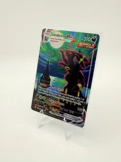 The Pokemon Company Umbreon VMAX 215/203 Evolving Skies Secret Rare Holo 2021 - Image 2