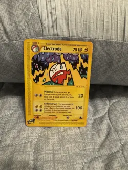 Pokemon Card Skyridge 36/144 Electrode Non Holo WOTC LP - Image 1