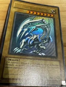 Blue-Eyes White Dragon SDK-001 Unlimited Holo Yu-Gi-Oh LP - Image 2