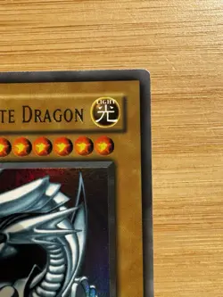Blue-Eyes White Dragon SDK-001 Unlimited Holo Yu-Gi-Oh LP - Image 4