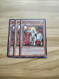 Yu-Gi-Oh! - Jain, Lightsworn Paladin 3X - Complete Playset - Image 1