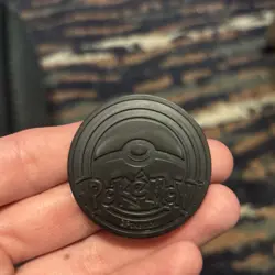 Larry Glitter Holo Gold & Black Pokemon TCG Flipping Coin - Image 2