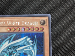 Blue-Eyes White Dragon 25th Anniversary Ultimate Kaiba (KC01) Prismatic Secret - Image 3