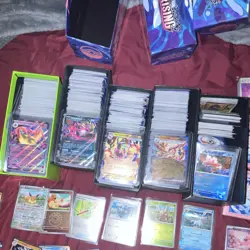 The Pokemon Company Pokemon TCG Lot - Foil V/VMAX/VSTAR, SWSH, BULK OF POKEMON - Image 5