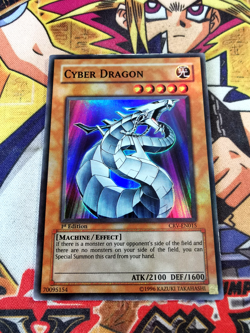 Cyber Dragon crv-en015 1st Edition (MP) Super Rare Yu-Gi-Oh! - Image 1