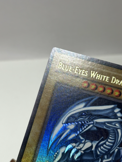 YuGiOh! Blue Eyes White Dragon SDK-001 Unlimited Ultra Rare Holo Bleed LP #2 - Image 4