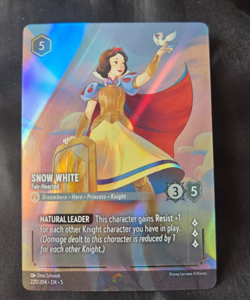 Snow White - Fair-Hearted Enchanted - Shimmering Skies Disney Lorcana - 220/204 - Image 4