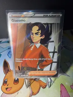 Pokemon TCG Giacomo 138/131 Ultra Rare Trainer Holo Sv: Prismatic Evolutions - Image 1