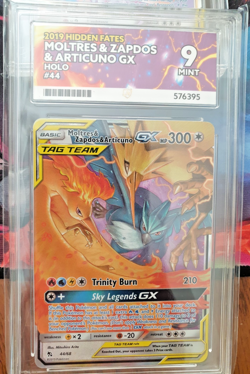 2019 POKEMON SUN & MOON HIDDEN FATES #44 MOLTRES & ZAPDOS & ARTICUNO GX ACE 9 - Image 2