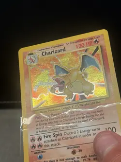 1999 Pokemon Base Set Unlimited Charizard 4/102 Holo Rare NM - Image 2