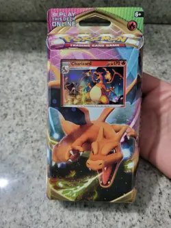 Pokemon TCG Sword & Shield Vivid Voltage Charizard Theme Deck New - Image 1